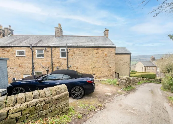Host & Stay - Corner Cottage