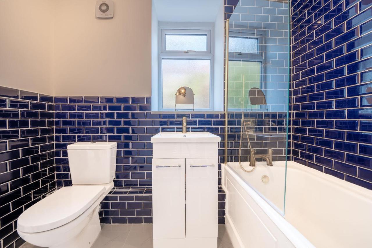 Host & - Corner * Matlock (Derbyshire)